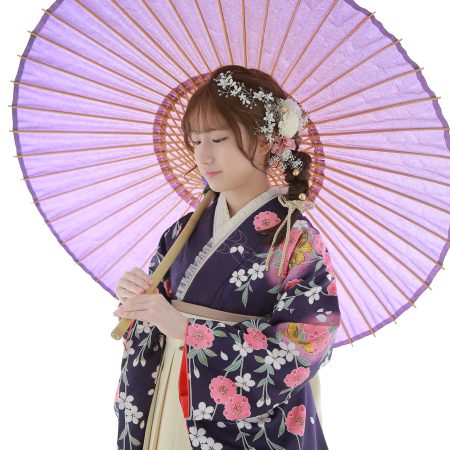 卒業袴のレンタル・お仕度・前撮りすべてスタジオ凛でできます◎成瀬駅徒歩1分駅チカで便利!!